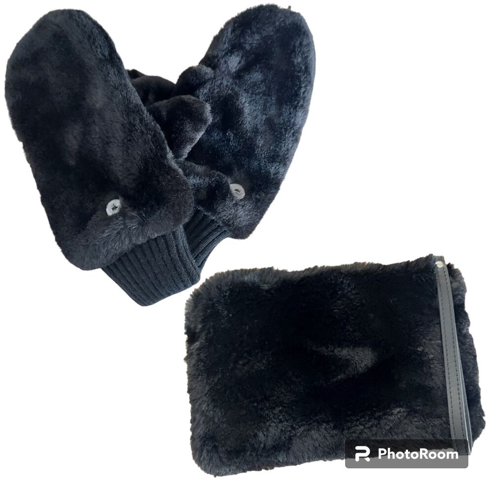 House of Harlow Black Faux Fur Plush Wristlet Purse & Mittens Boxed Set NWT